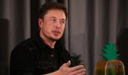 Илон Маск назвал "педофилом" дайвера, спасавшего детей из пещеры в Таиланде