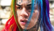 Рэпера 6ix9ine похитили и ограбили в США