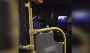 Водитель алматинского автобуса смотрел неприличное видео за рулем