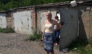 Многодетной семье из гаража нашли новое жилье в Уральске