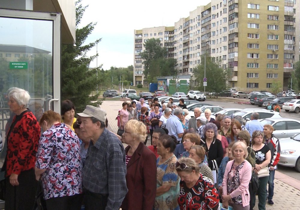 12 тысяч пенсионеров в Караганде лишились права на бесплатный проезд