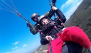 70-летняя пенсионерка из Актау полетала на параплане в свой день рождения