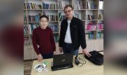 Алматинец ремонтирует старые компьютеры и раздает нуждающимся детям
