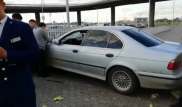 Водитель BMW устроил погром на вокзале "Нұрлы жол" в Астане