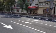 Почти 50 водителей оштрафовали за полдня на Шевченко в Алматы