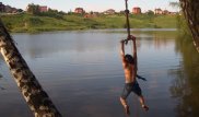 13-летнему мальчику оторвало руку "тарзанкой"