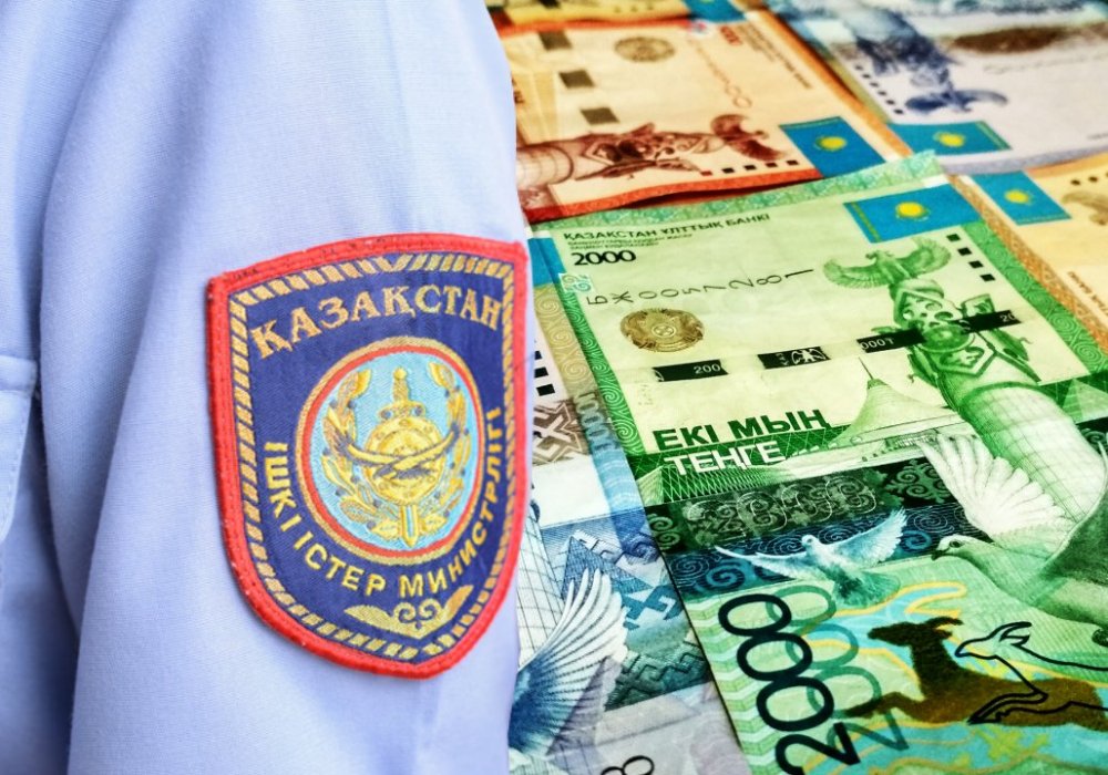 Полицейский в Мангистау попался на взятке