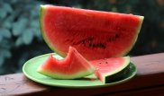Школьники отравились арбузом в Алматы