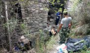 Алматинские активисты помогают достраивать Аксайскую крепость
