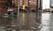 На лодке по затопленной улице: за что оштрафовали астанчан