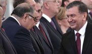Мирзиеев наградил Усманова за любовь к родине