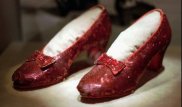Спецоперацию ФБР провели, чтобы вернуть туфли из фильма "Волшебник страны Оз"