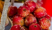 Яблоки от шефов. Как символ Алматы оживает в блюдах мастеров кухни
