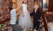 "Я раньше думала, что мир злой": казахстанцы скидываются на жилье "дюймовочке" из Актобе