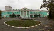 Одно из самых красивых зданий Петропавловска незаметно разрушается
