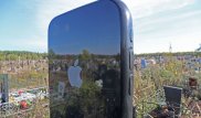 На могиле россиянки установили гранитный iPhone
