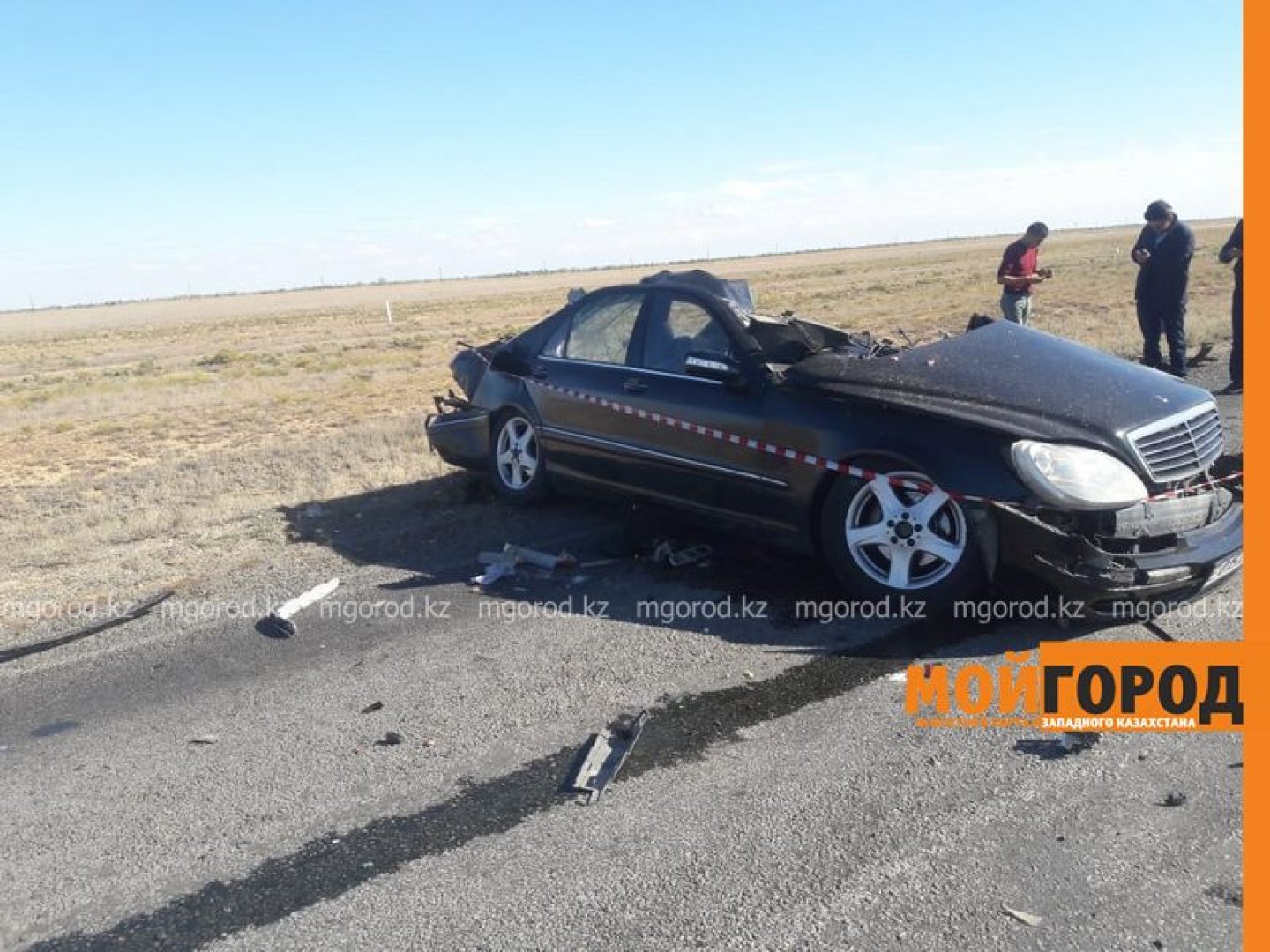 мерседес в мерседес: люди погибли в автобусе