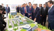 Назарбаев поручил миллиардерам и чиновникам построить по объекту в Туркестане