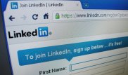 Казахстанцев предупредили о мошенничестве через LinkedIn