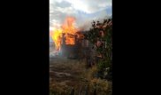 Акмолинские полицейские дважды вошли в горящий дом и спасли хозяина