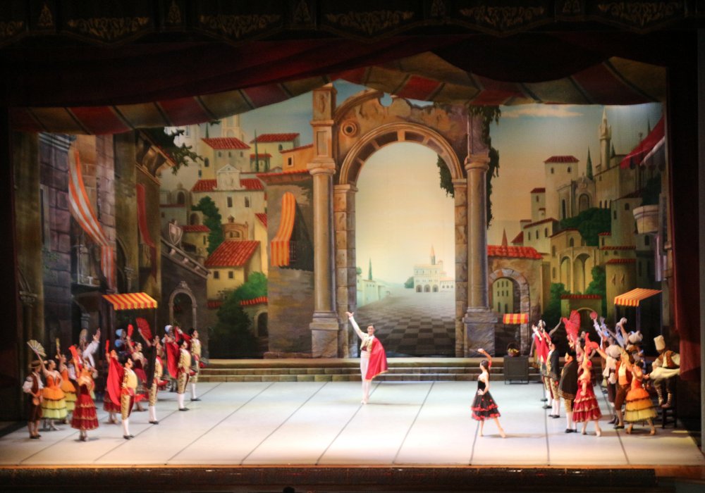 Премьера балета "Дон Кихот". Фото предоставлены ГАТОБ имени Абая.