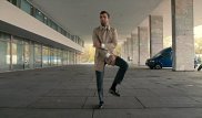 Соцсети захватил новый флешмоб Skibidi Challenge. Танцует даже Иван Ургант