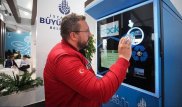 Необычный способ борьбы с мусором внедрили в Стамбуле