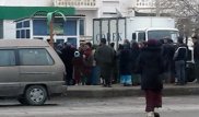 Туркменов начали штрафовать за покупку еды - СМИ