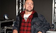 Автору худшей песни года запретили петь