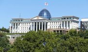 Выборы в Грузии: 25 кандидатов борются за пост президента
