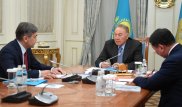 Назарбаев принял министра обороны Ермекбаева