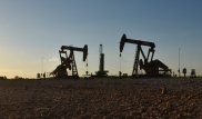 Нефть подешевела до 69 долларов за баррель