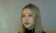 Я буду нервничать: Данэлия Тулешова прибыла в Минск на "Детское Евровидение"
