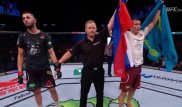 Дамир Исмагулов вышел с флагом Казахстана и победил в дебютном бою в UFC