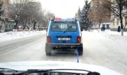 Полицейские не дали замерзнуть семье на трассе Омск - Петропавловск