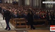 Трамп и Клинтоны проигнорировали друг друга на церемонии прощания с Бушем
