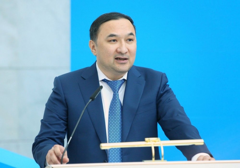 Ержан Бабакумаров назначен заведующим Центром анализа и прогнозирования АП