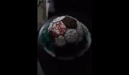 Купленный в магазине торт напугал семью в Уральске
