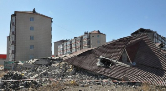 Жильцы рухнувшего ЖК "Бесоба" семь лет не могут получить обещанные квартиры