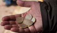 Казахстанцы стали зарабатывать больше на 10 процентов