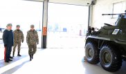 Министр обороны проверил десантно-штурмовую бригаду в Астане