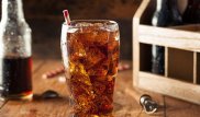 Ученые выяснили, что газировка опасна для почек