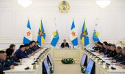 Министр обороны РК подвел итоги года с руководящим составом