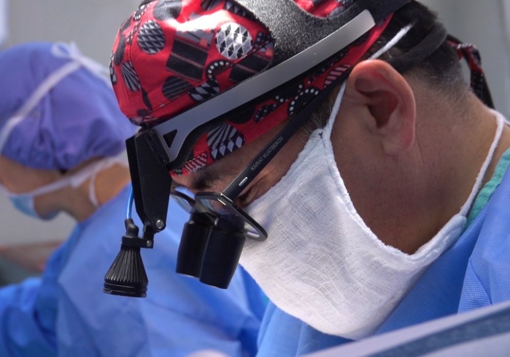 Счет на миллиметры. Сердце 9-дневного младенца прооперировали хирурги в Алматы