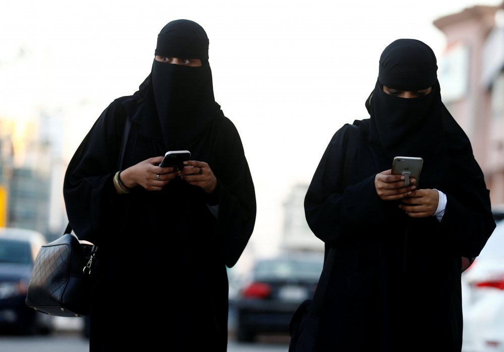 Женщин в Саудовской Аравии будут оповещать о разводе по SMS