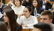 Первое платное ЕНТ проходит в Казахстане