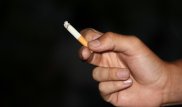 Предложение запретить курилки в аэропортах и ресторанах прокомментировал вице-министр