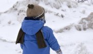 Раздетый малыш сбежал из мини-центра на мороз в Рудном
