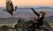 Девушка-беркутчи из Монголии рассказала о жизни в Астане