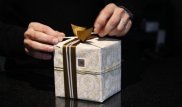 Костанайские госслужащие вернули подарки на 90 тысяч тенге